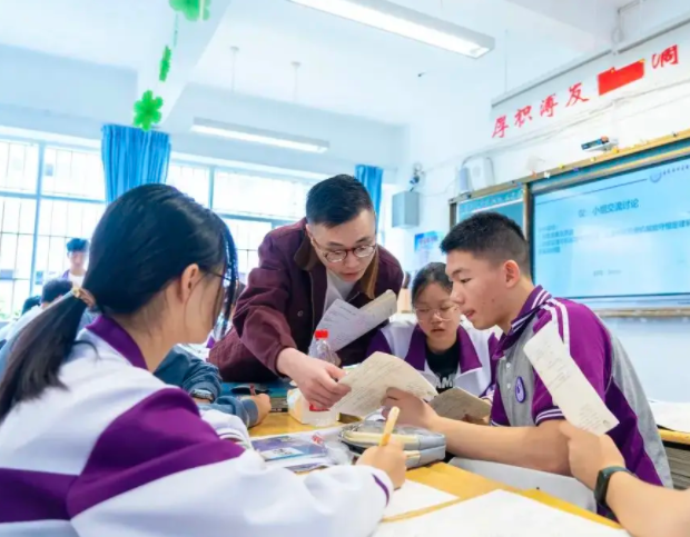 让每个孩子都能得到全面而有个性可窥见市五育融通育英才的全新生态 让每个孩子都能得到全面而有个性可窥见市五育融通育英才的全新生态